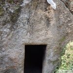 Grotte de Shakya Sri
